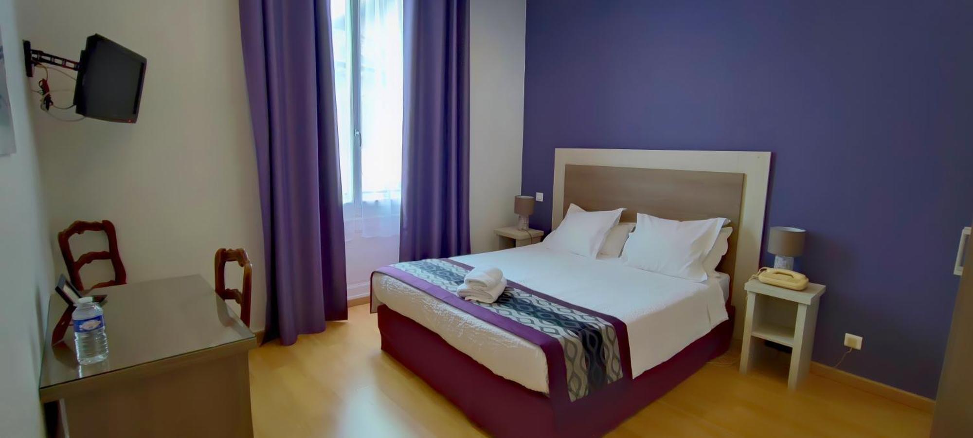 Logis Grand Hotel Pelisson Nontron Eksteriør billede